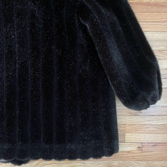Vintage JORDACHE Faux Fur Coat - Picture 15 of 15